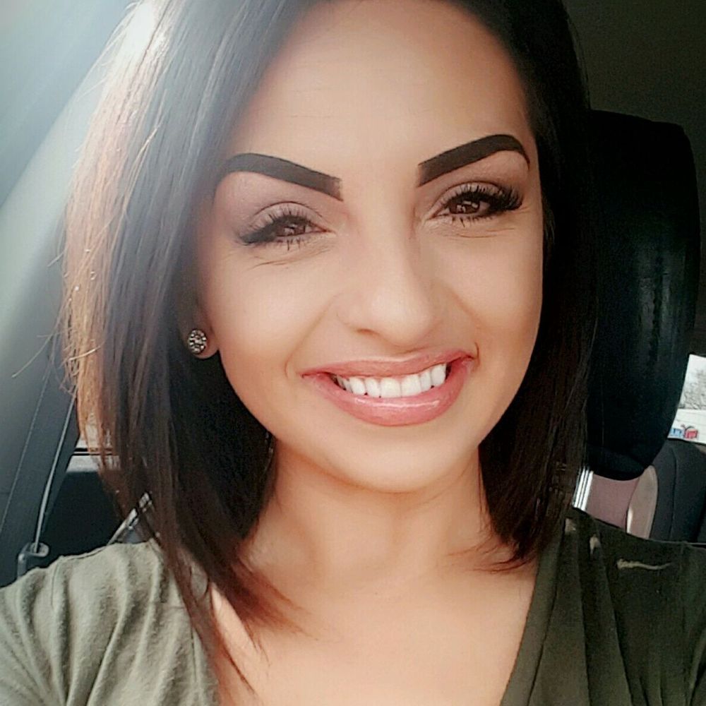 Meet your Posher, Daphne